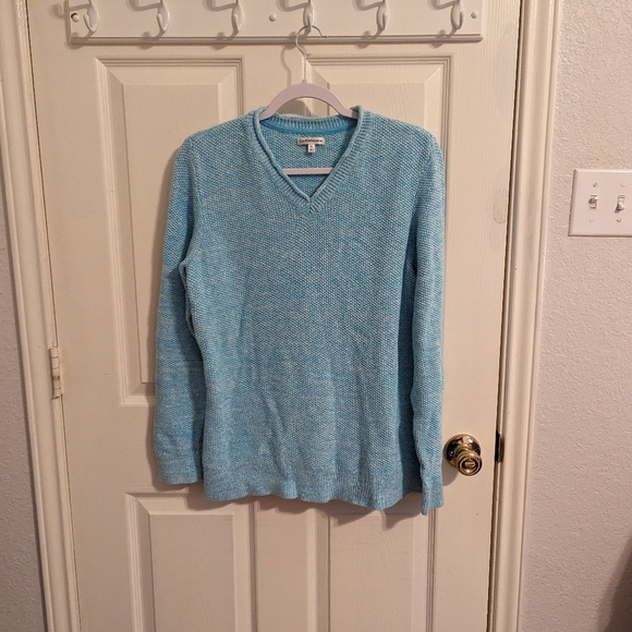 3/$15 Croft & Barrow Women's Sweater - Picture 9 of 10